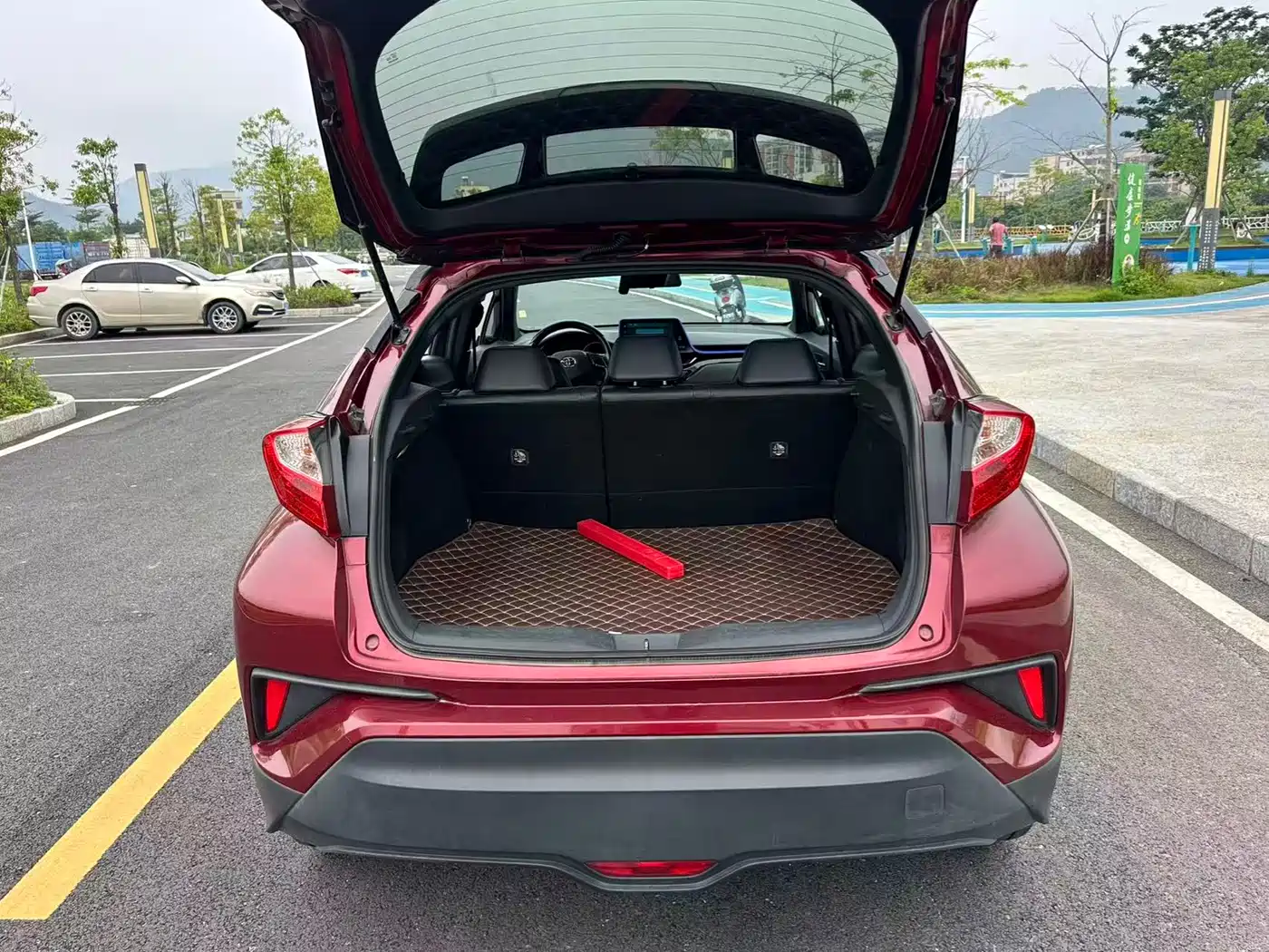 Toyota IZOA 2018 2.0L Speed Edition China VI фото 17