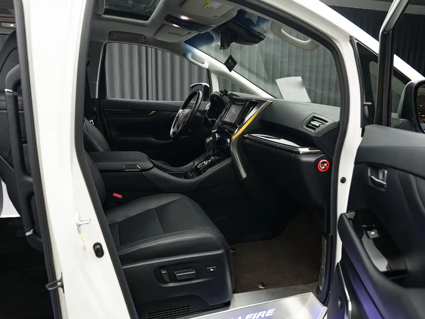 Toyota Vellfire 2019 2019 Hybrid 2.5L HV Luxury Edition