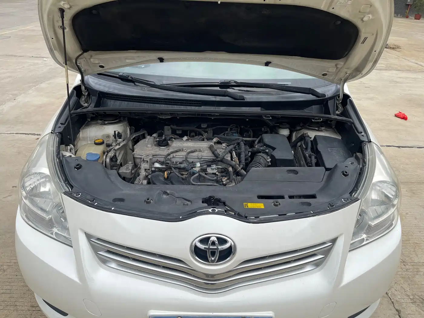 Toyota E'Z 2014 Xingyao 180E CVT Elite Multi-function фото 14