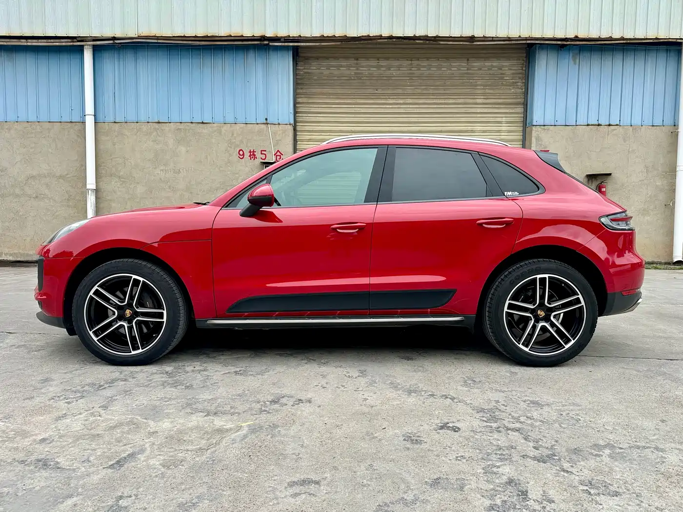 Porsche Macan 2018 Macan 2.0T фото 3