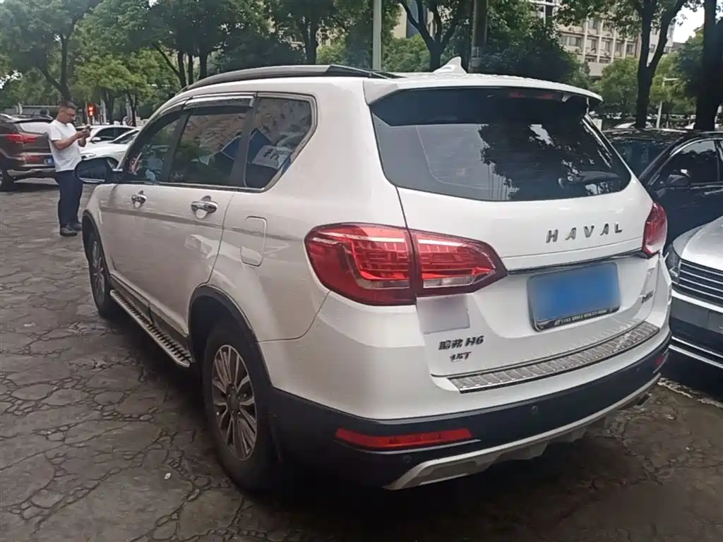 Haval H6 2017 Red Label Sport 1.5T Automatic 2WD Luxury фото 5