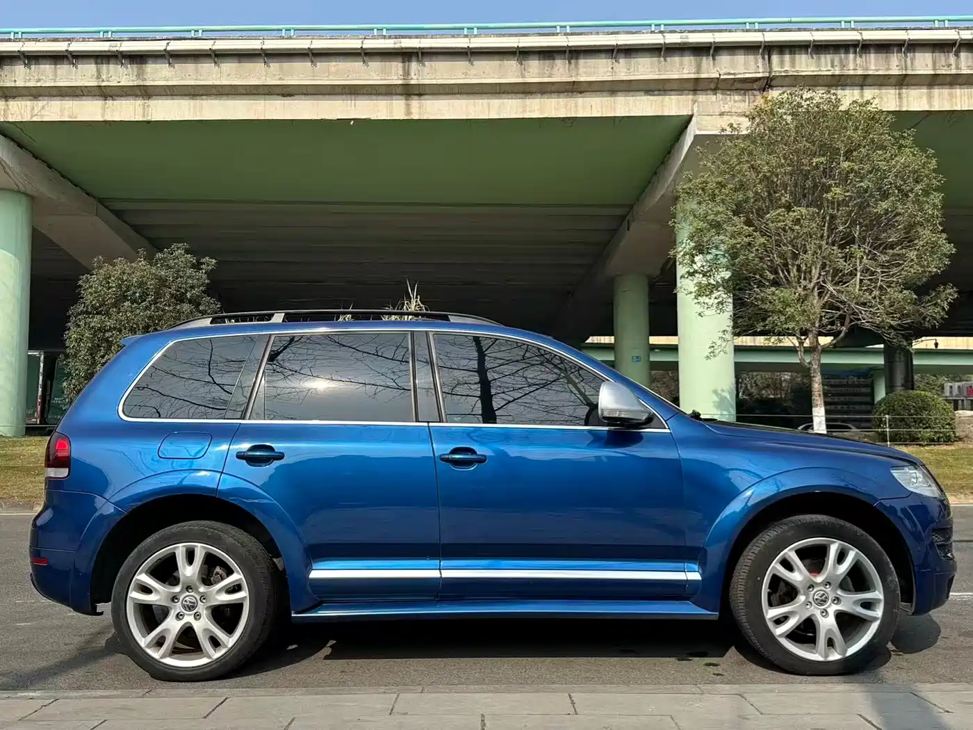 Volkswagen Touareg 2010 3.6 Limited Top Edition фото 4