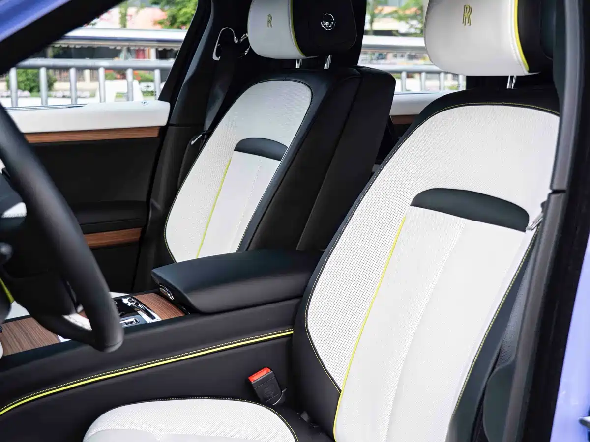 ROLLS-ROYCE GUST
