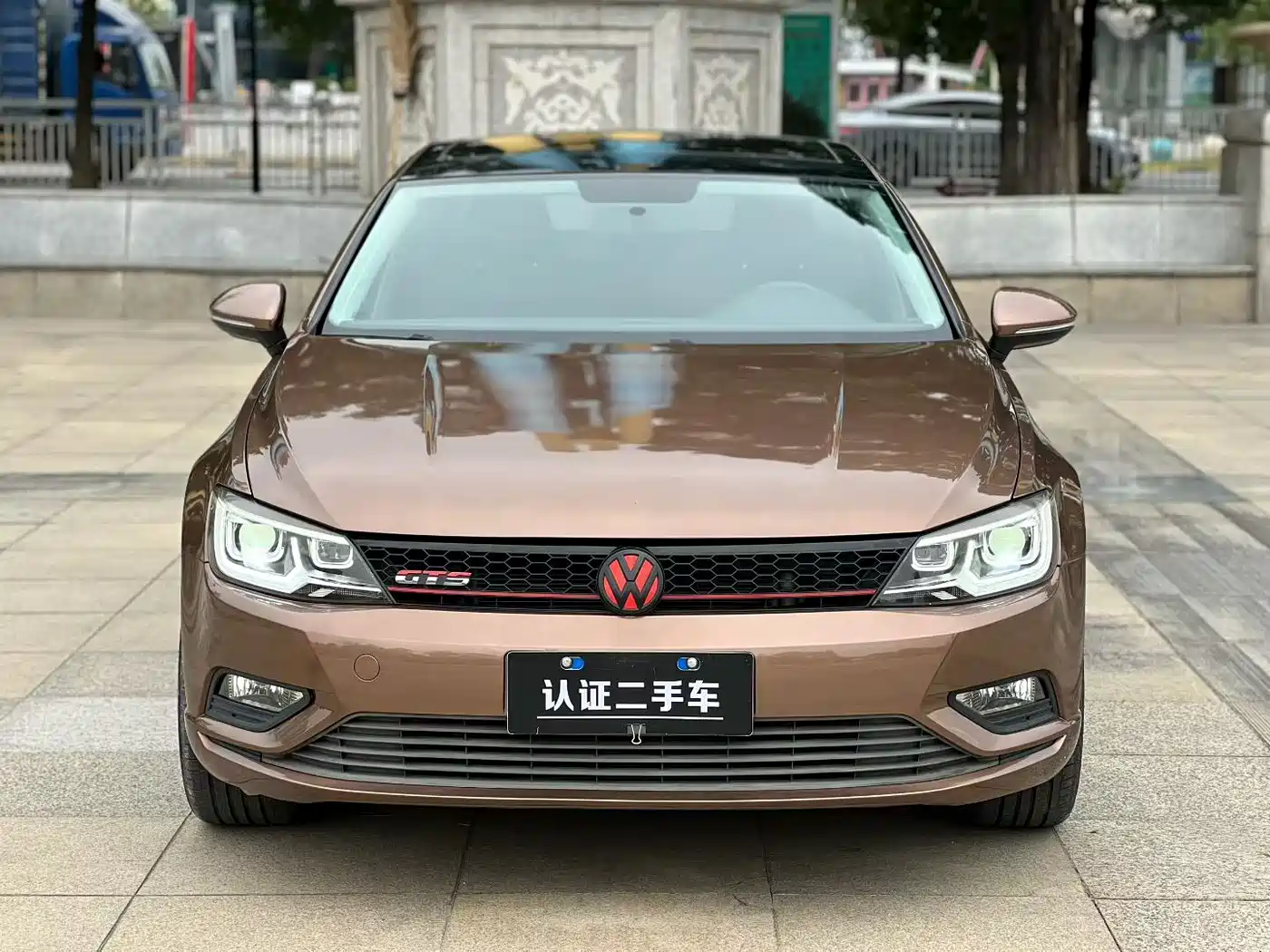 VOLKSWAGEN LINGDU