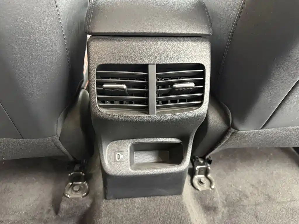 Kia Seltos 2026 2023 1.5L CVT Luxury Edition