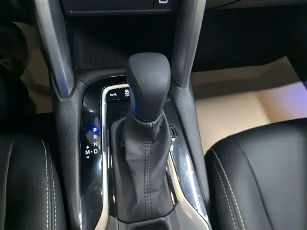 Toyota Corolla Cross 2023 2.0L Elite Edition фото 14