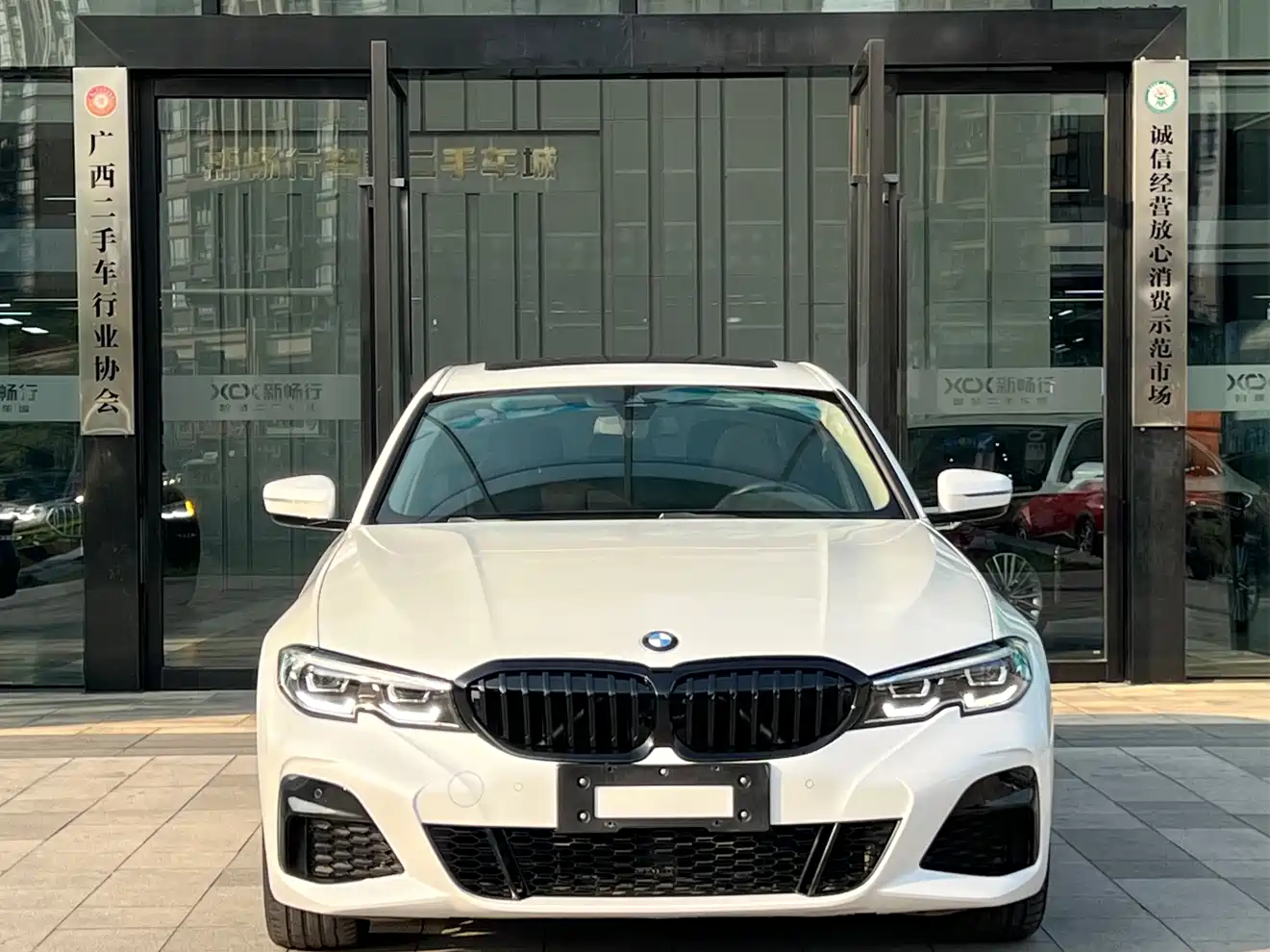 BMW 3 Series 2022 Facelift 325Li M Sport Package фото 2
