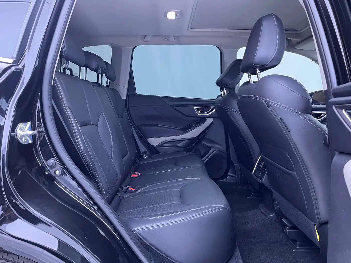 Subaru Forester 2022 2.0i AWD Luxury Edition with EyeSight фото 23