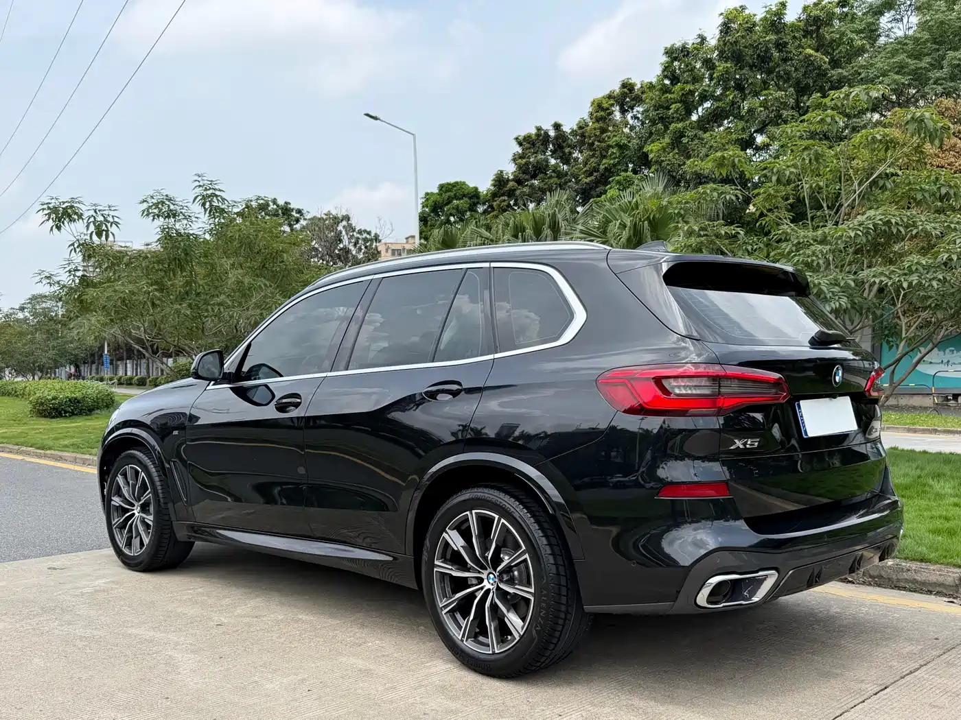 BMW X5 (Import) 2019 xDrive40i M Sport Package фото 6