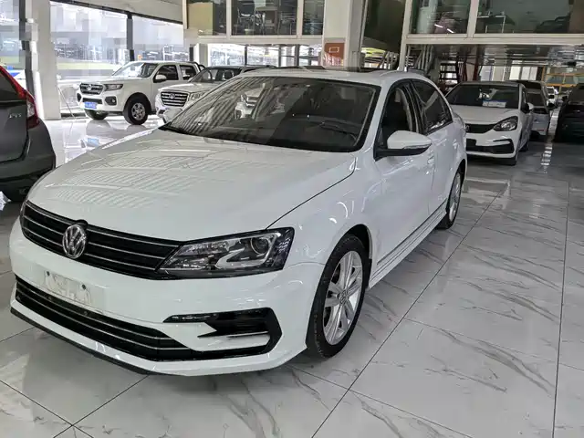 Volkswagen Sagitar 2019