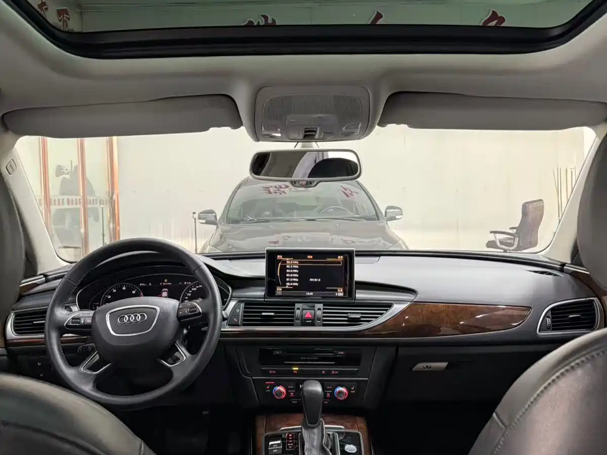 Audi A6L 2016 30 FSI Comfort фото 8