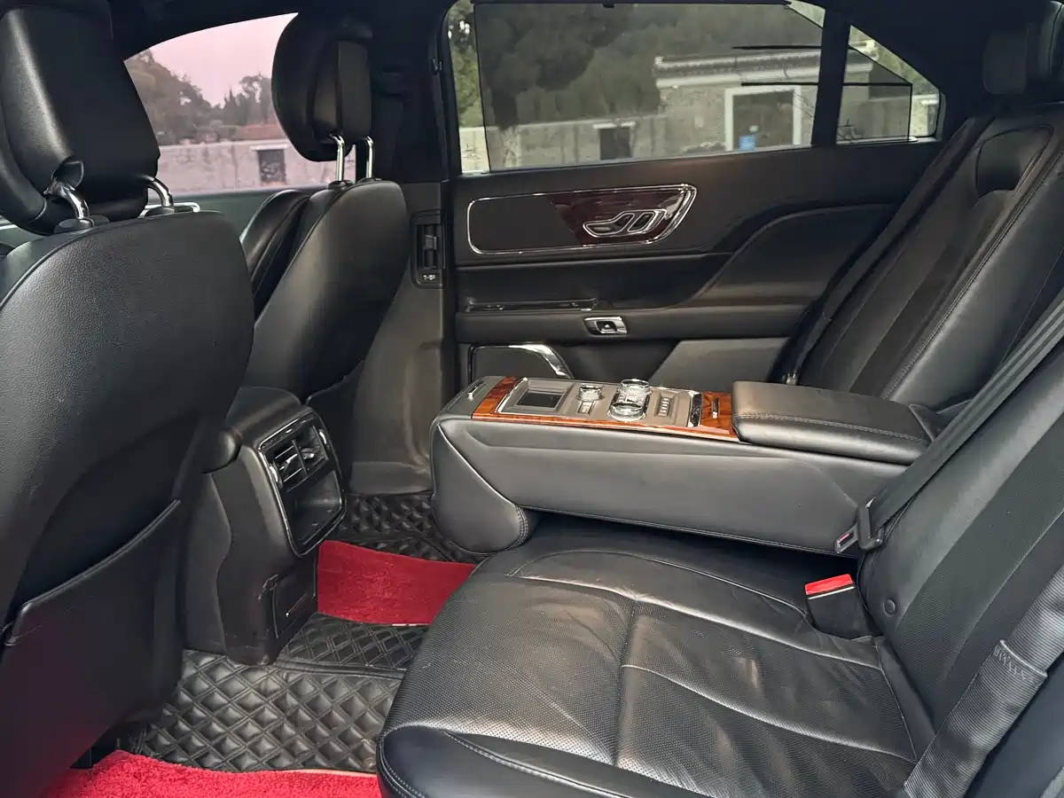 Lincoln Continental 2017 2.0T 2WD Elegance Edition фото 13