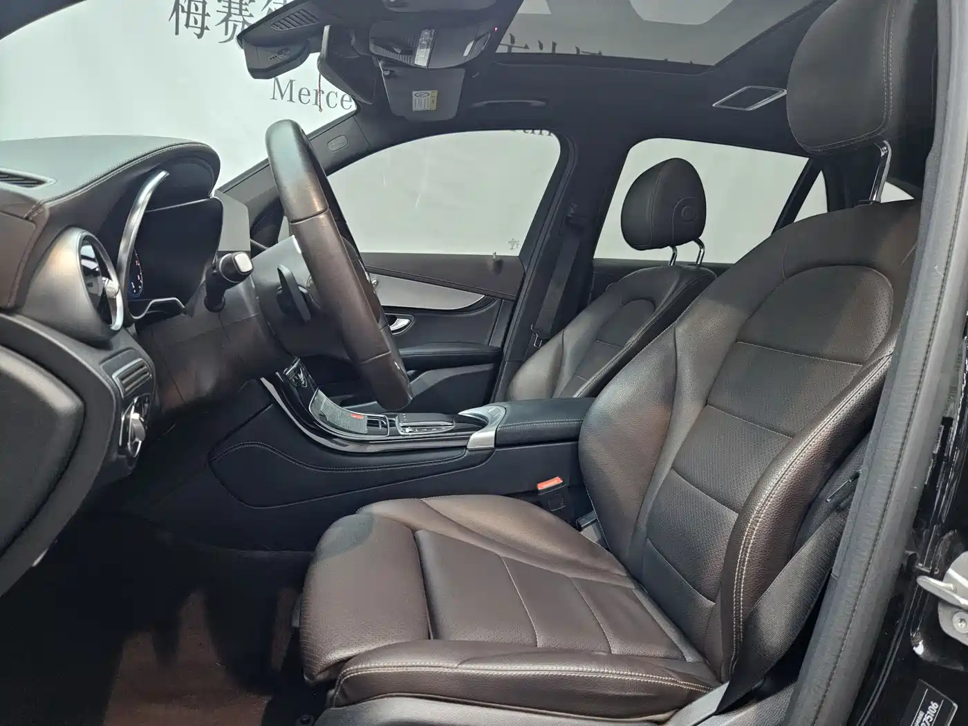 Mercedes-Benz GLC 2020 Facelift GLC 260 L 4MATIC Dynamic фото 9