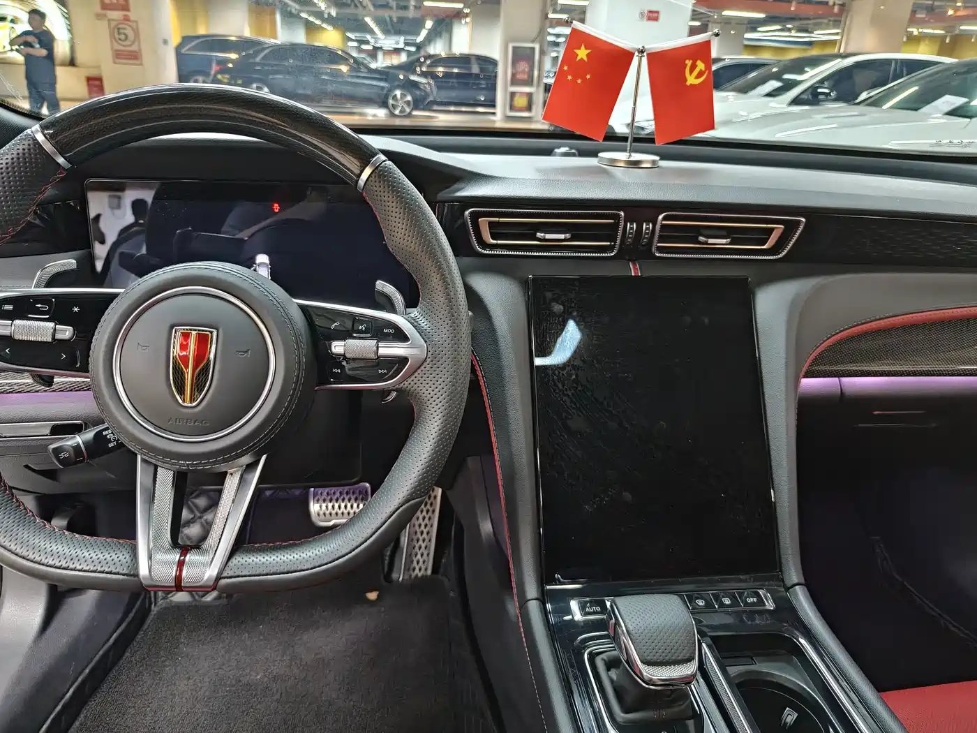 Hongqi H6 2024 2024 Model 2.0T Fashion Edition