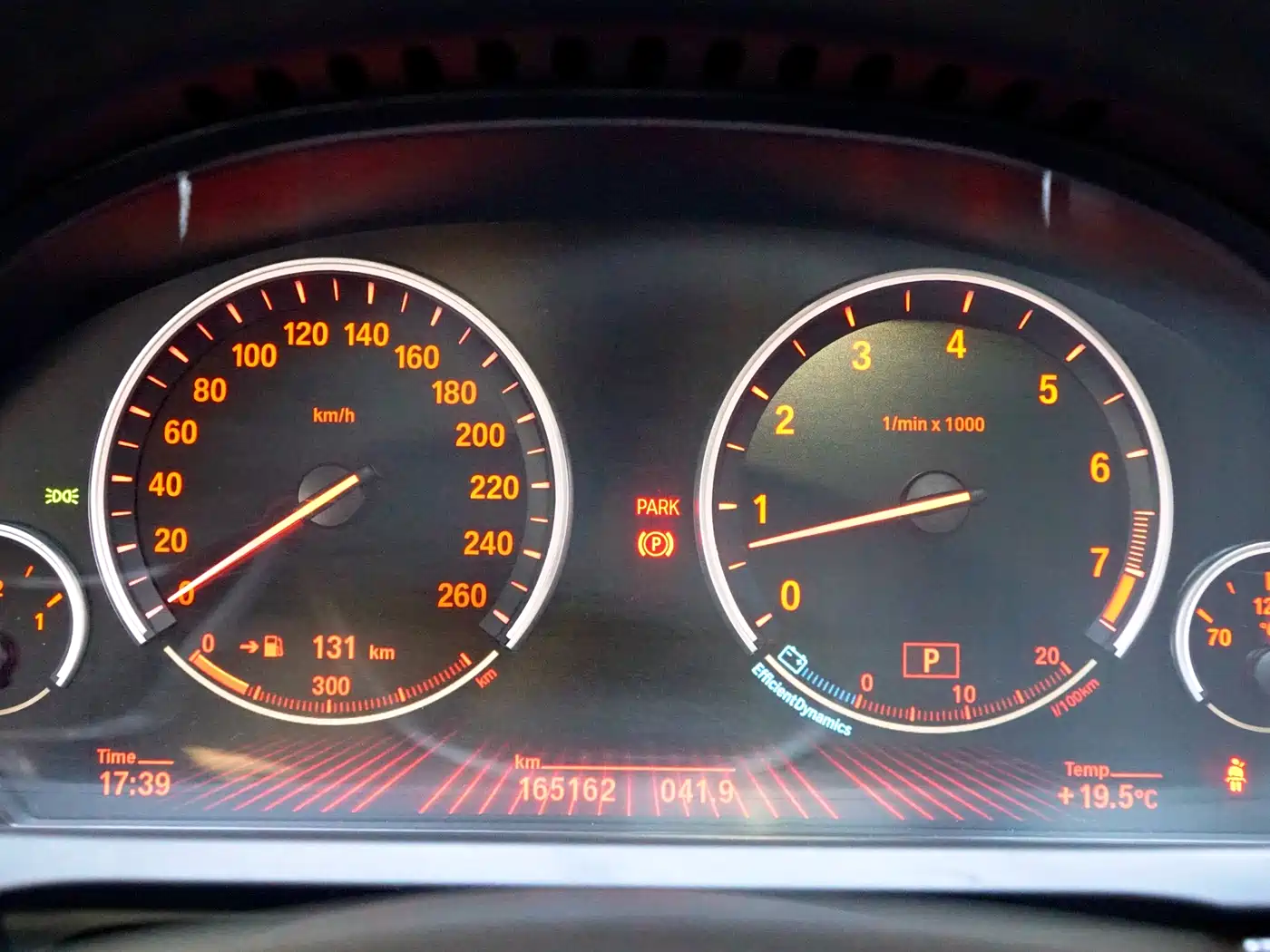 BMW 7 Series 2010 760Li фото 24