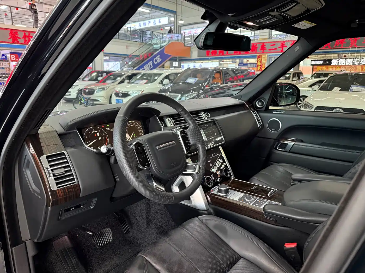 Land Rover Range Rover 2014 3.0 SC V6 Vogue фото 10