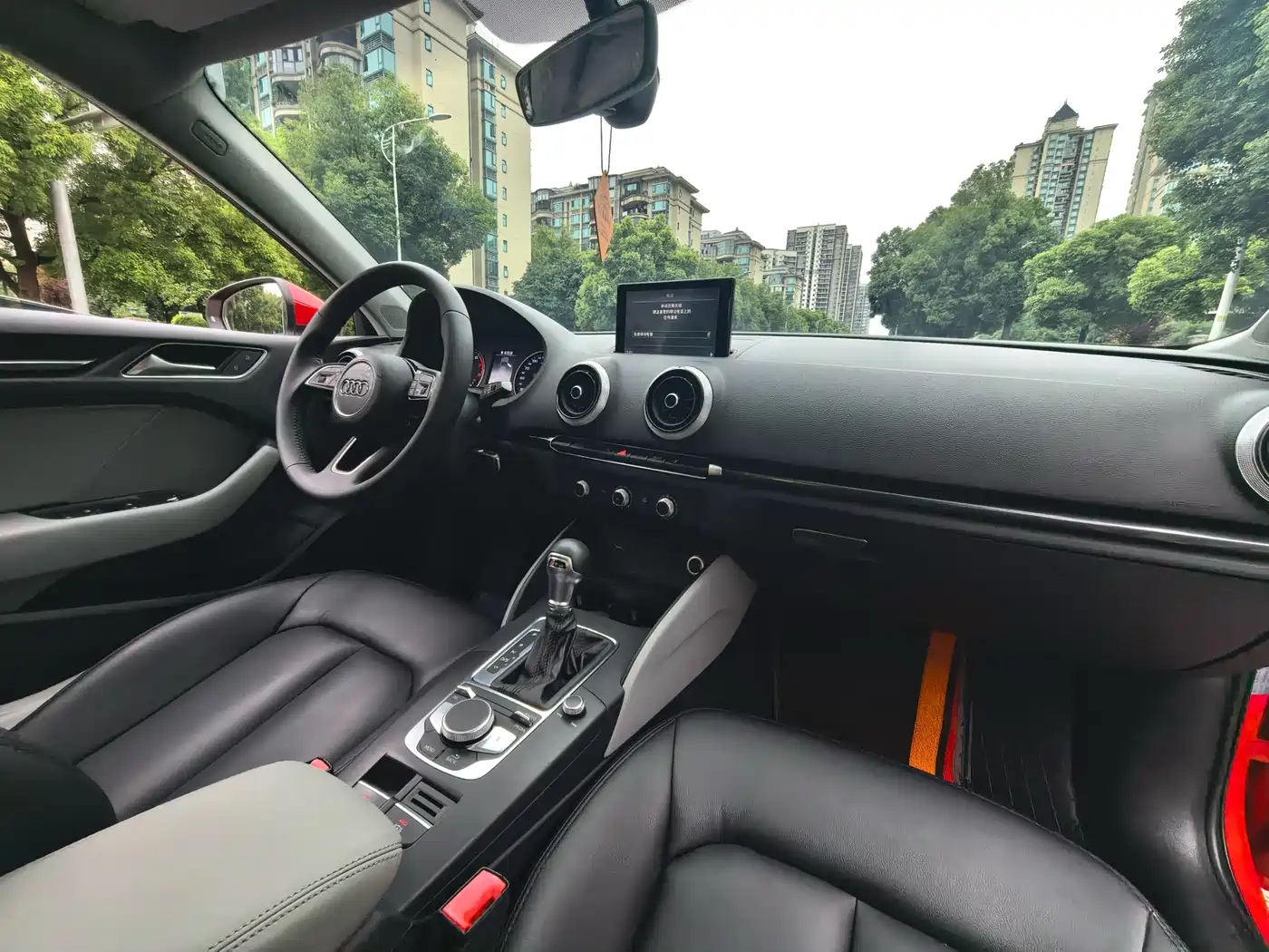 Audi A3 2017 Limousine 35 TFSI Fashion фото 12
