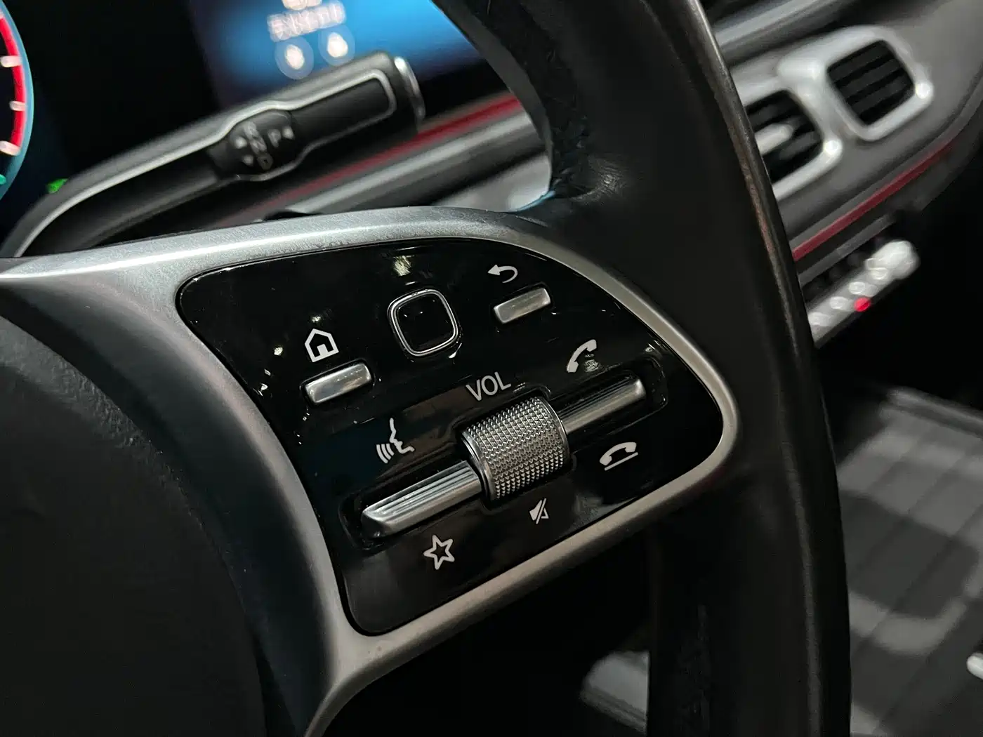 Photo 18 - Mercedes-Benz GLE