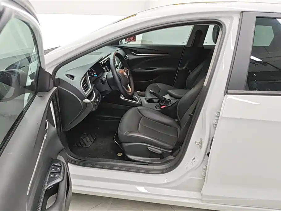 Buick Excelle 2021 Facelift Exemplar 1.5L Auto Elite фото 9