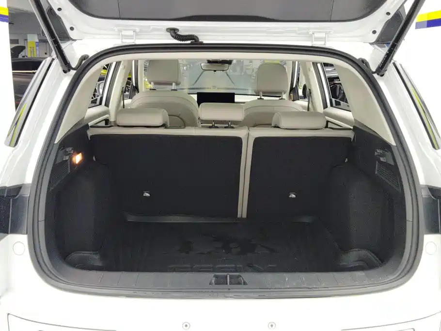 Geely ICON 2025 2026 Chocolate 1.5TD Pure Edition