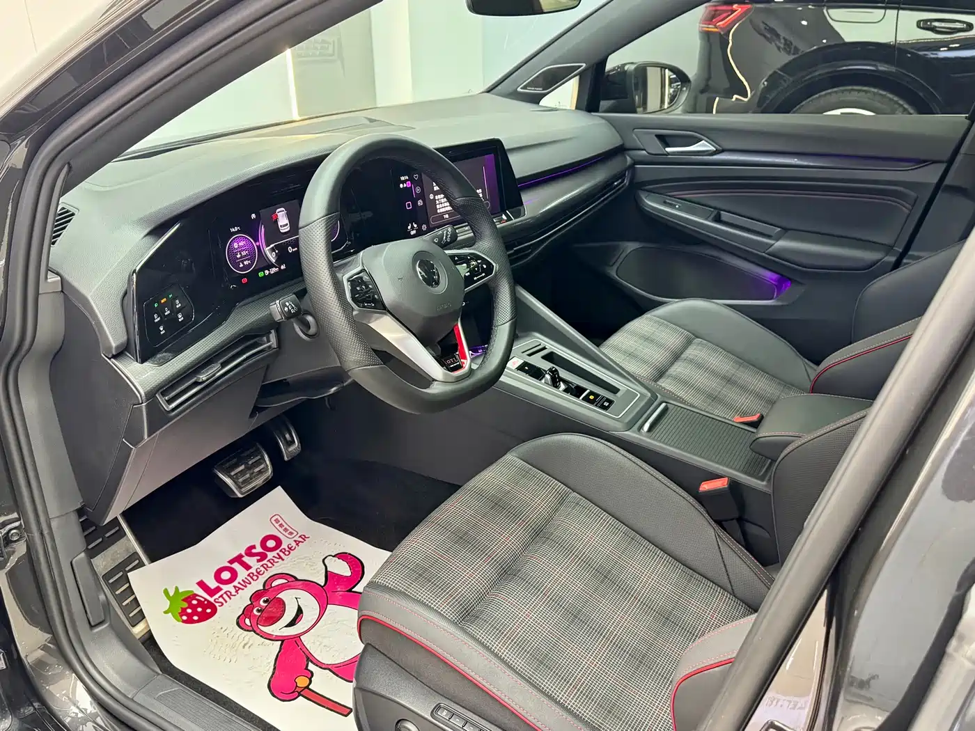 Volkswagen Golf GTI 2021 Facelift 380TSI DSG GTI фото 10