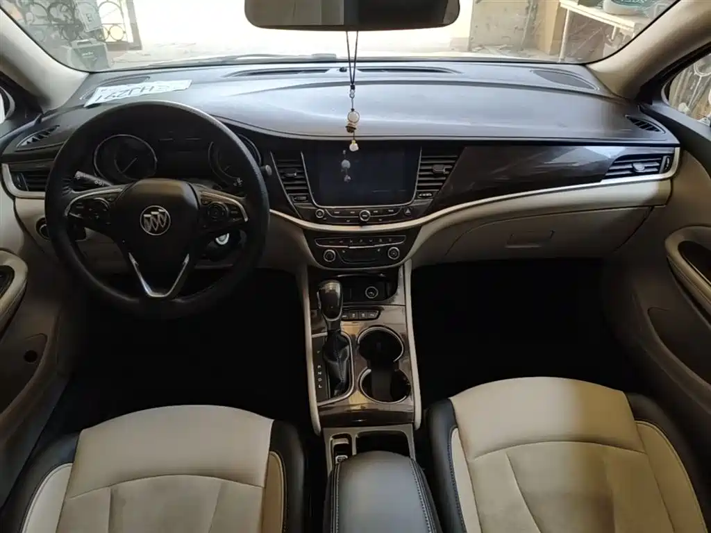 Buick Verano 2019 Sedan 15S Auto Leading фото 10