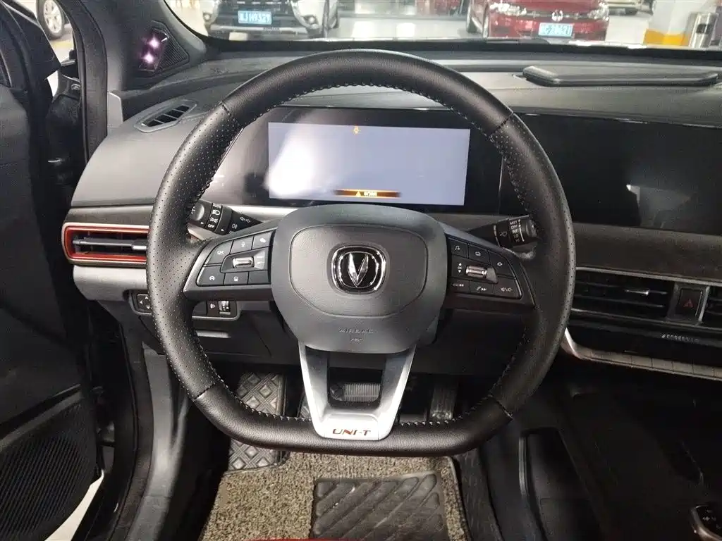 CHANGAN UNI-T