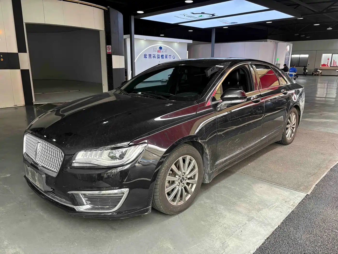 Photo 1 - Lincoln MKZ
