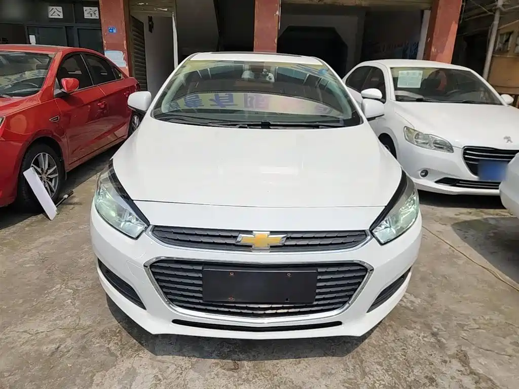 Chevrolet Cruze 2016 1.5L Automatic Fashion Sunroof Edition фото 3