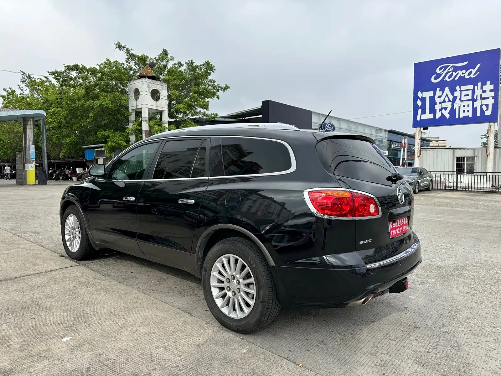 Фото 6 - Buick Enclave