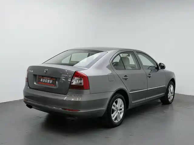 Škoda Octavia 2013 1.4TSI DSG Prestige Edition — фото 2