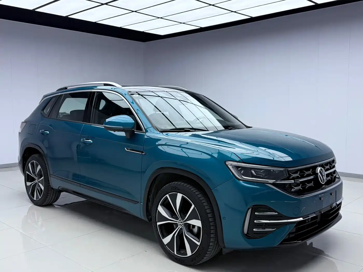 Volkswagen Tayron 2023 380TSI 4WD R-Line Pro Smart Edition фото 4