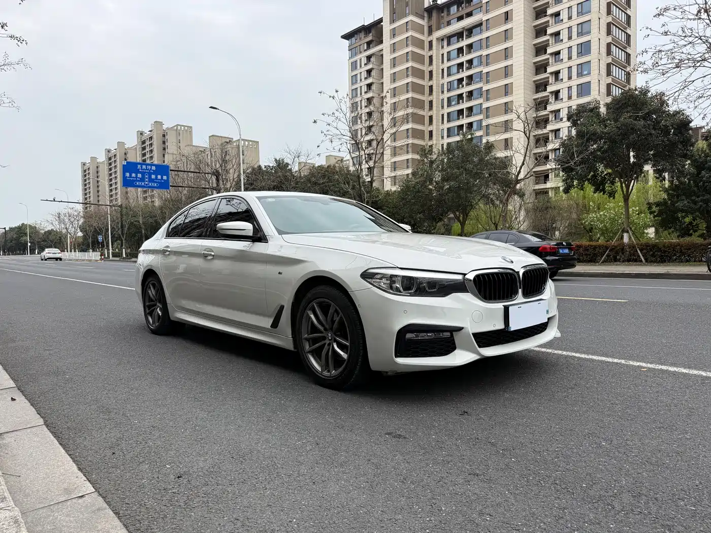 BMW 5 Series (Import) 2018 525i M Sport Package фото 3