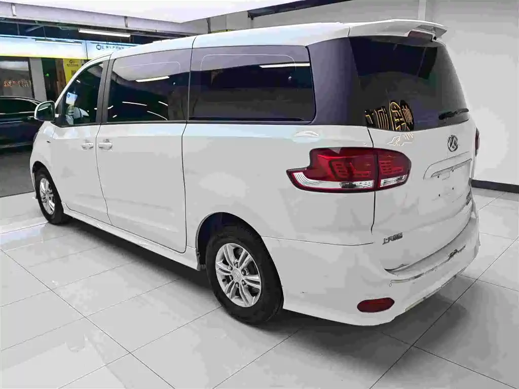 SAIC Maxus Maxus G10 2021 2.0T Automatic Elite Edition Gasoline 7-Seater фото 7
