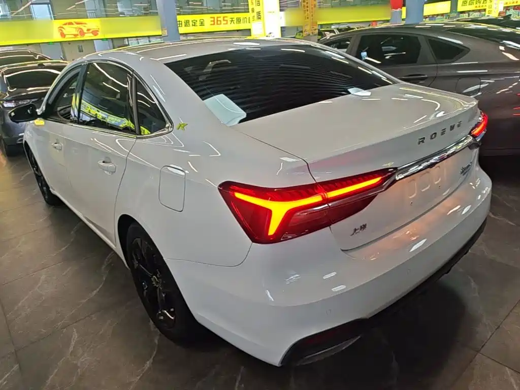 Фото 5 - Roewe i6 MAX