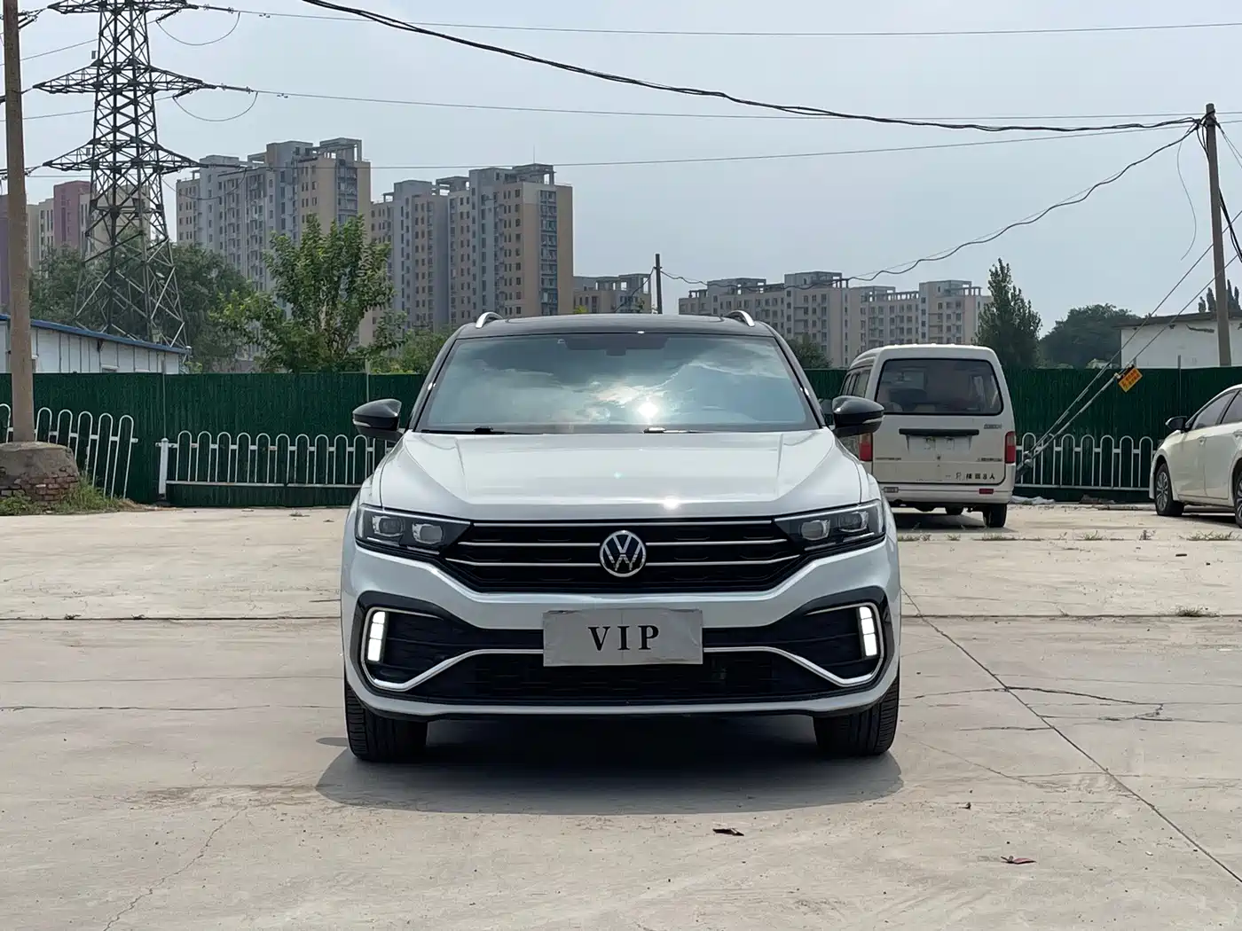 Фото 2 - Volkswagen T-ROC