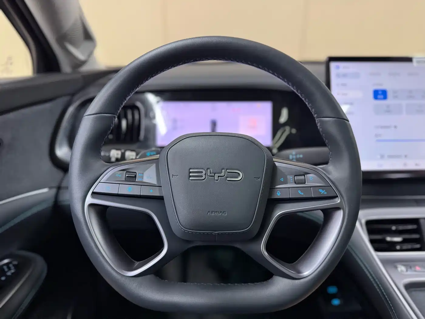 BYD Hai Shi 07 DM-i 2026 2025 150 Navigation Edition