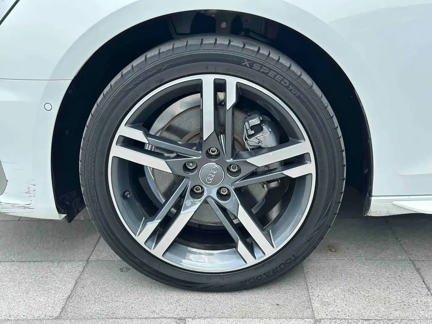 Audi A4L 2020 40 TFSI Luxury Dynamic фото 10