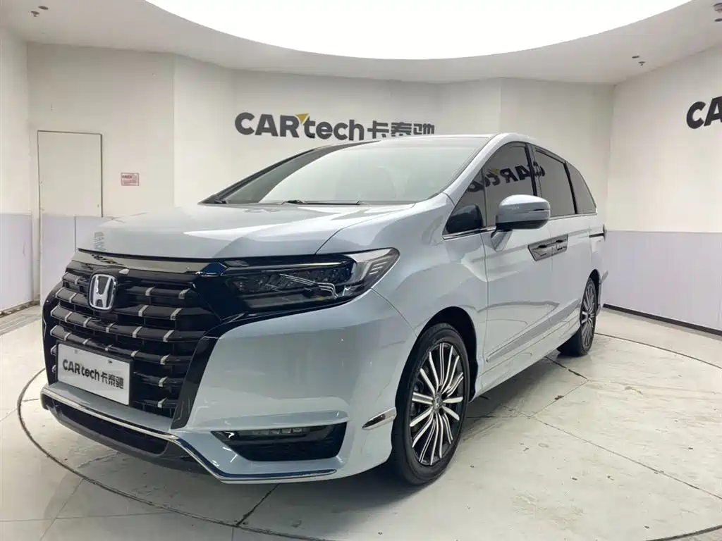 Honda Elysion 2025 2024 2.0L e:HEV Classic Edition