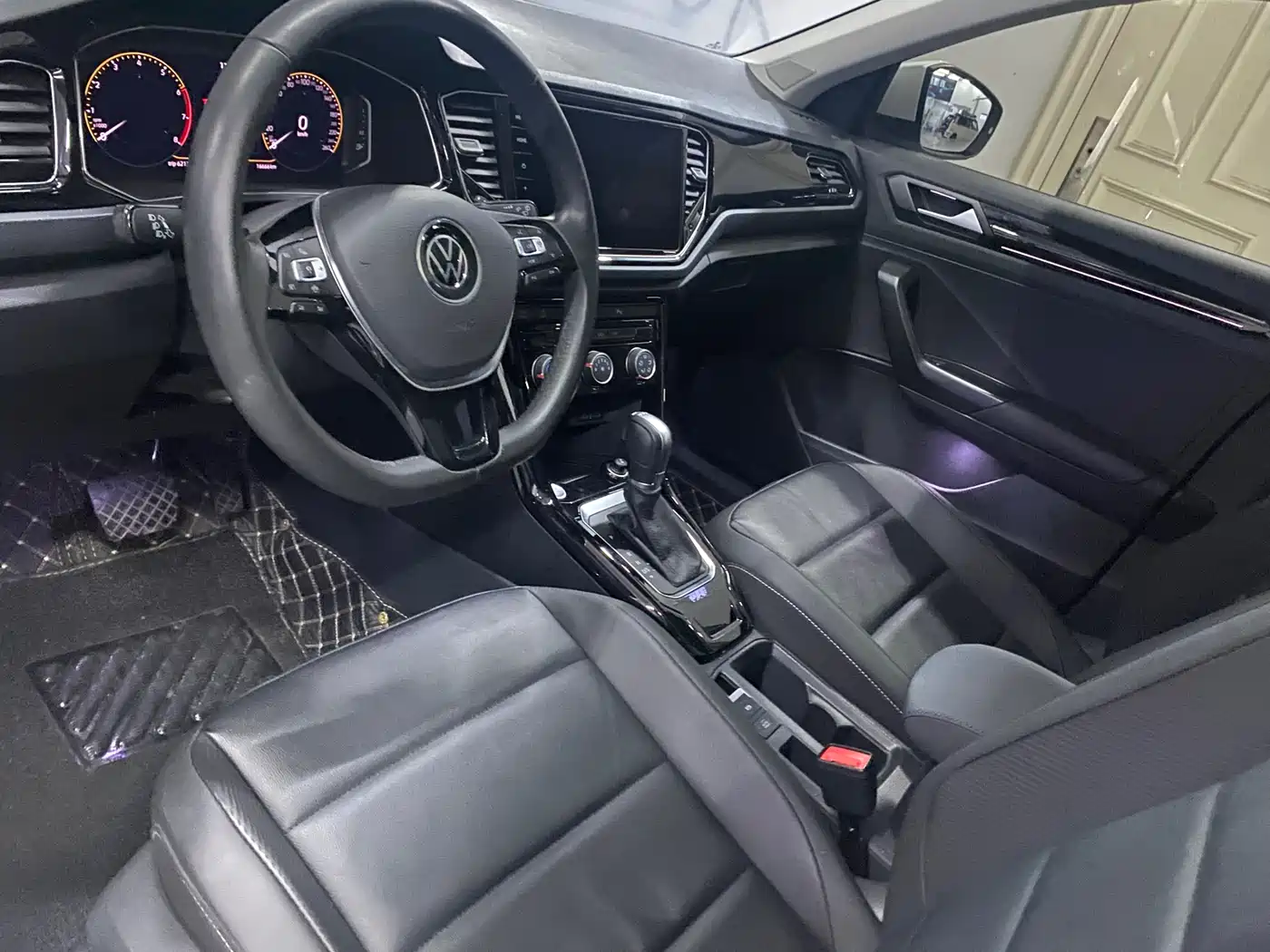 Volkswagen T-ROC 2022 280TSI DSG 2WD Elite PLUS фото 5
