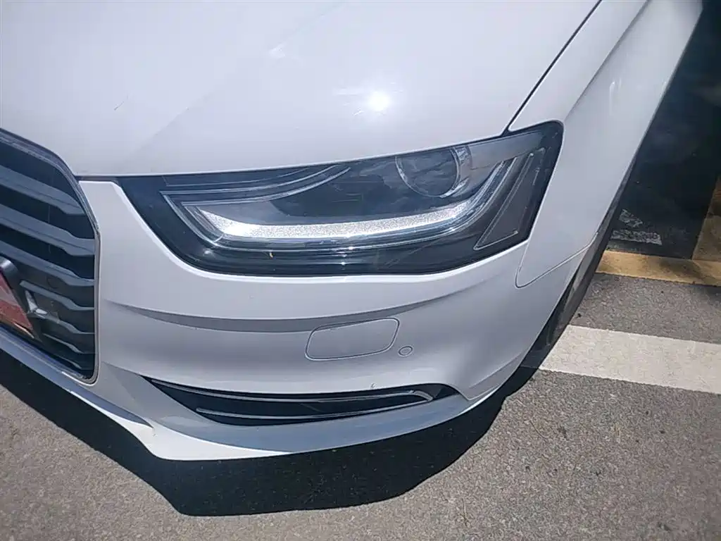 Audi A4L 2013 35 TFSI Automatic Comfort фото 24