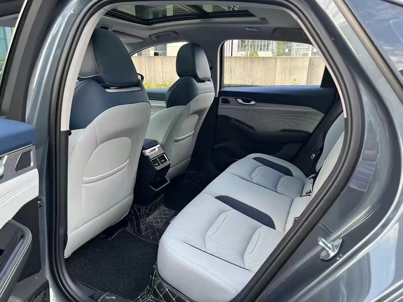 GEELY AUTOMOBILE XINGRUI