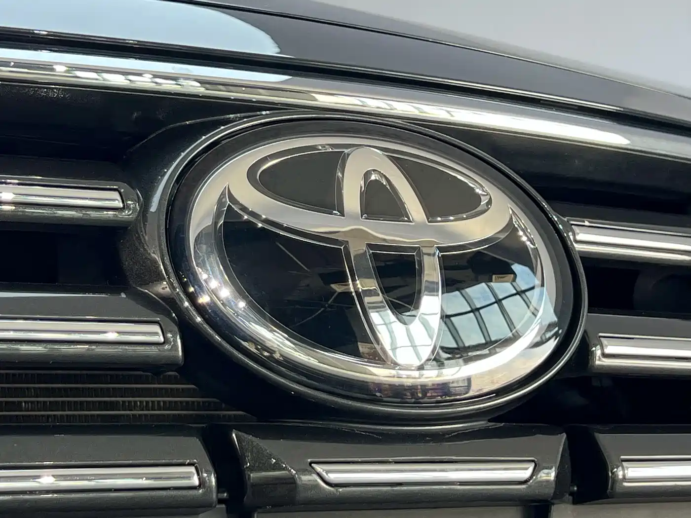 Toyota Avalon 2024 2023 2.0L Premium Selection