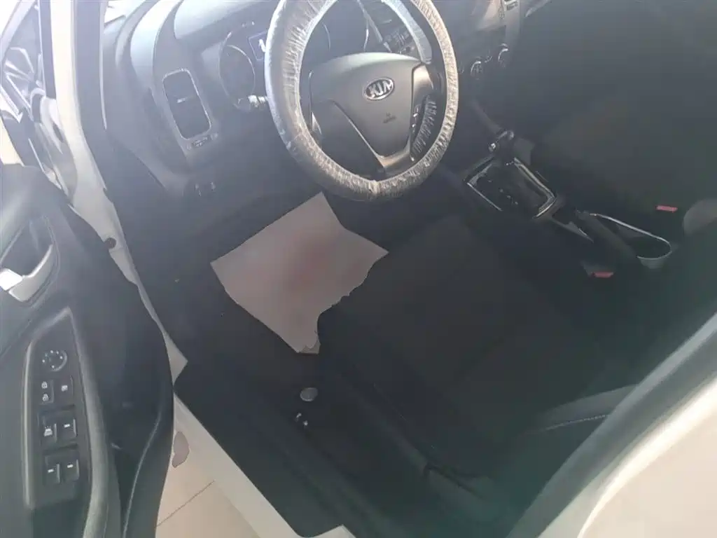 Kia K3 2016 1.6L Automatic GL фото 16