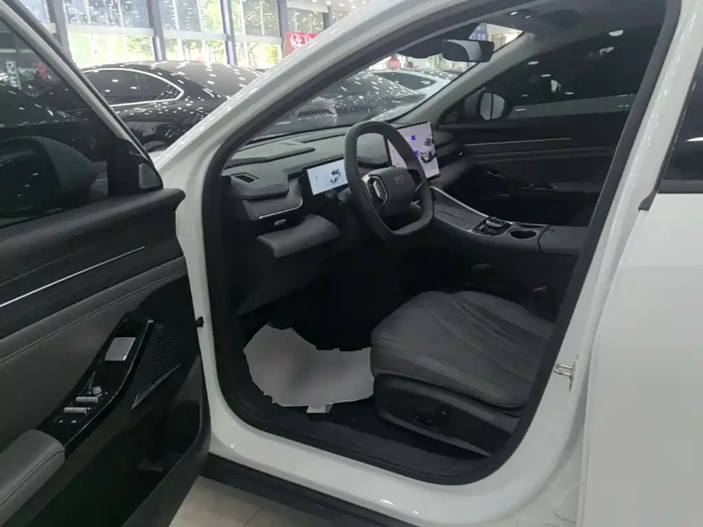 Geely Galaxy Galaxy L6 2026 2025 EM-i 140km Explorer+ Edition