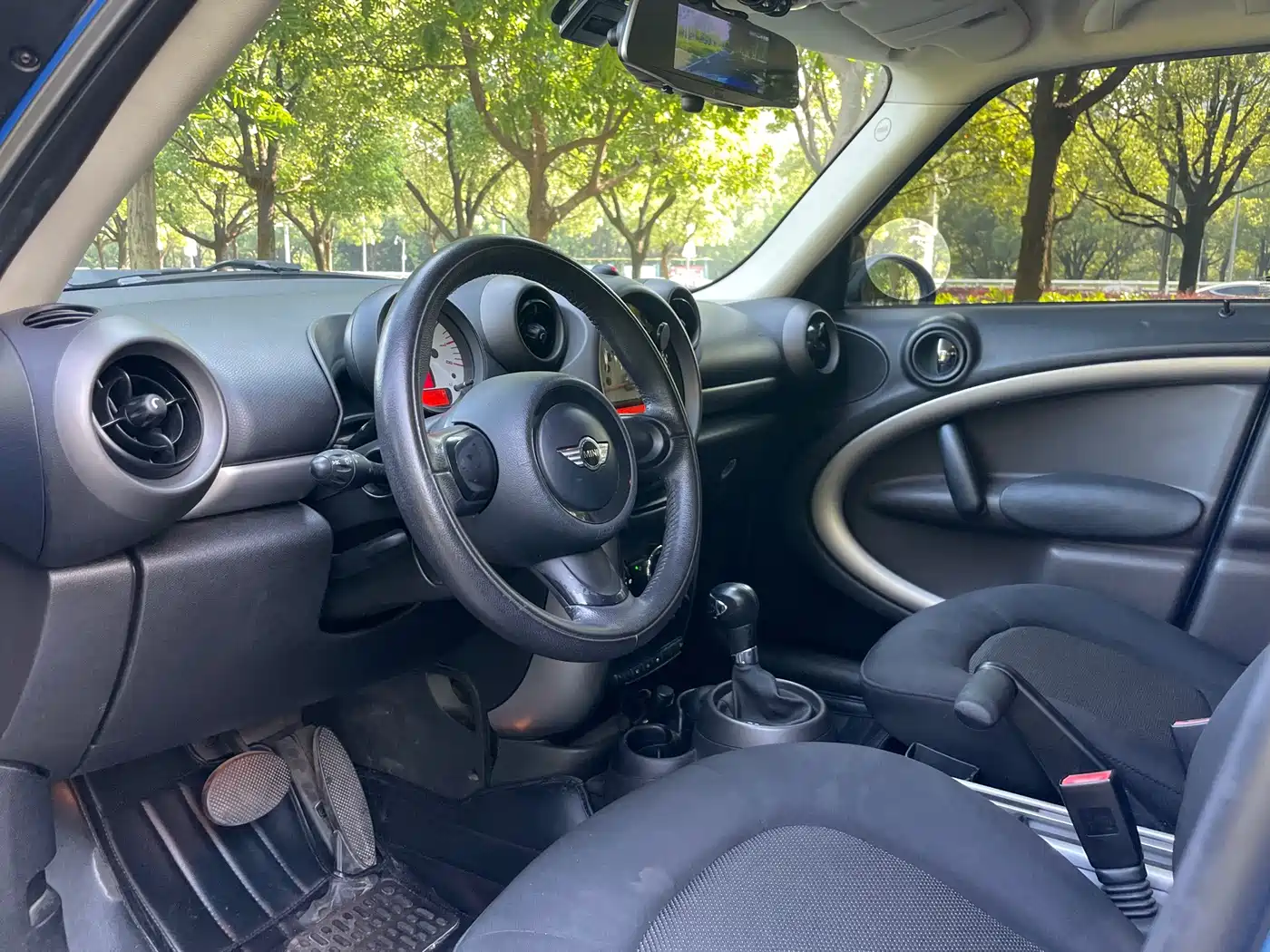 MINI COUNTRYMAN 2012 2011 1.6L ONE
