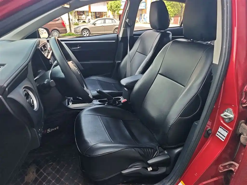 Toyota Levin 2017 Facelift 185T CVT Elite (China V) фото 15