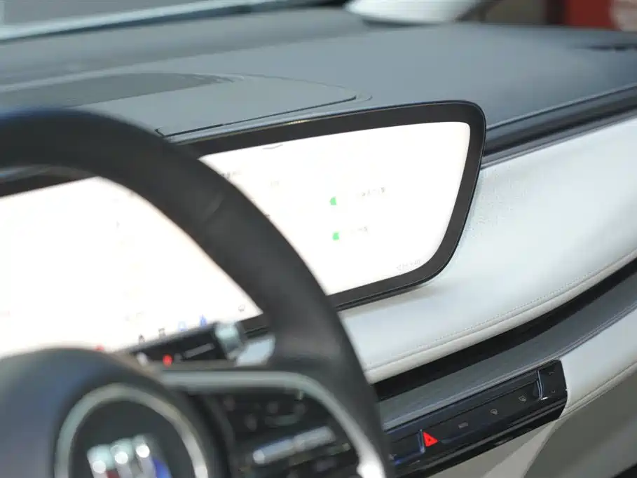 BUICK GL8 NEW ENERGY