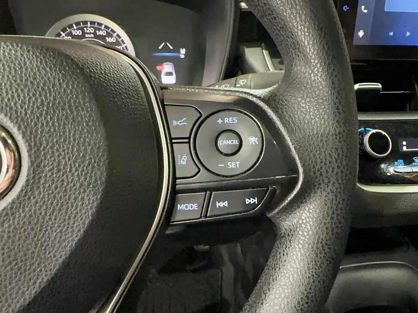 Toyota Corolla 2021 1.2T S-CVT Pioneer Edition фото 26