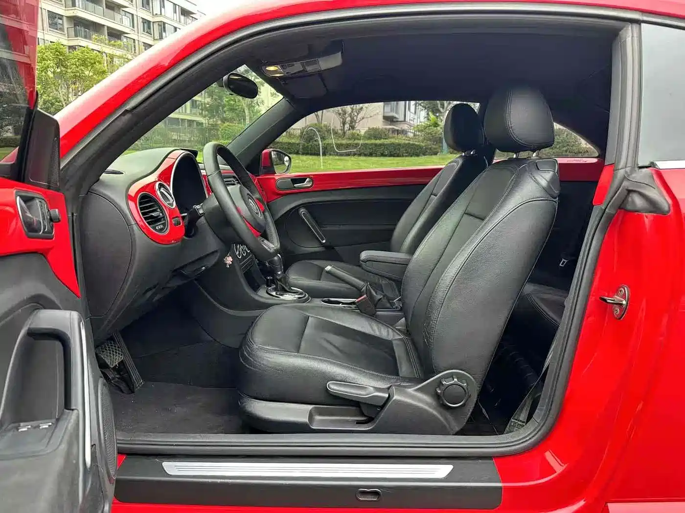 Volkswagen Beetle 2013 1.4TSI Fashion Edition фото 12